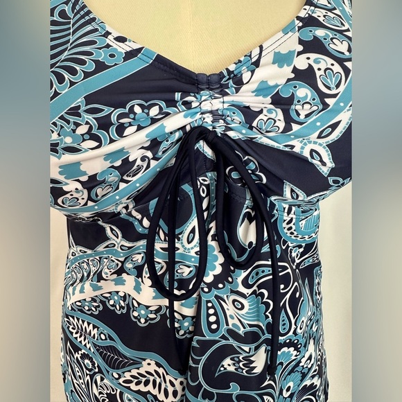 Source Unknown Blue and White Tie Front Swimwear Tank Top (766) - Picture 9 of 9